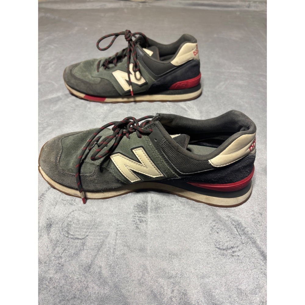 New Balance 574 Mens 10.5 D Green Red Gum Seasonal Pack ML57JHR Wear - Picture 7 of 13